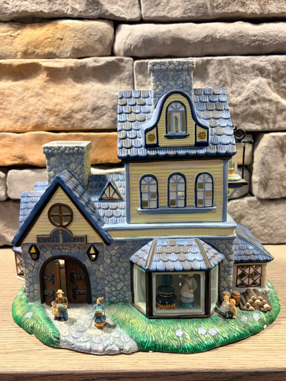 PartyLite-Olde World Village-Candle Shoppe